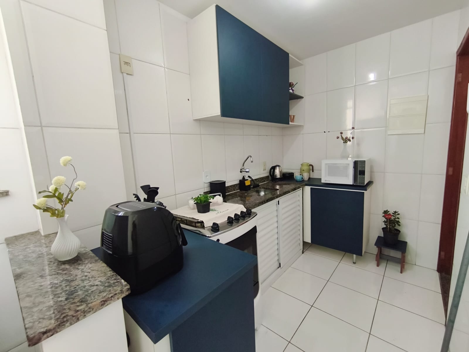 Cozinha Azul Petróleo Sob Medida - Wel Wood Marcenaria